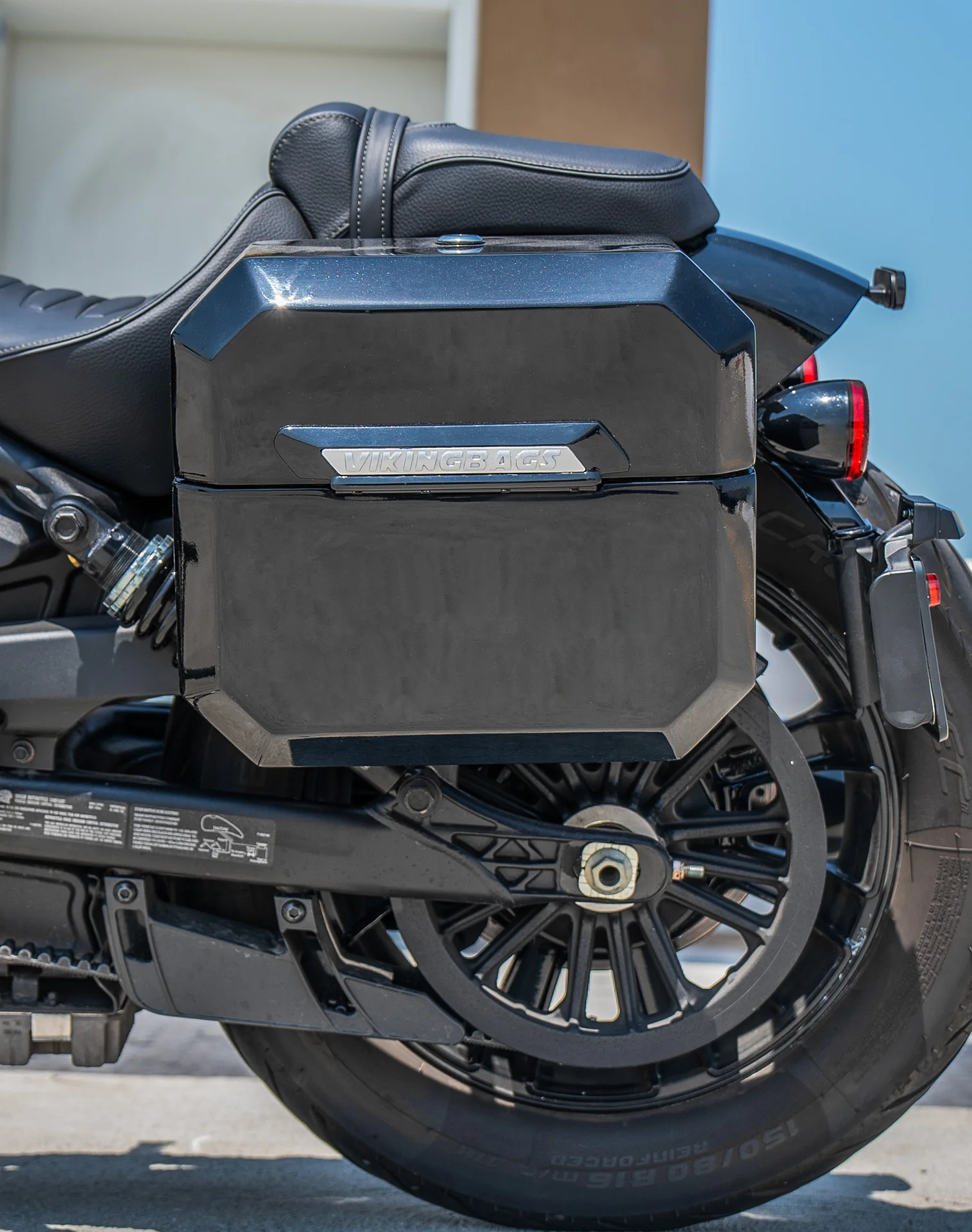 20L - Outlaw Quick-Mount Small 2025+ Indian Sport Scout Sixty Painted Hard Saddlebags - Image 4