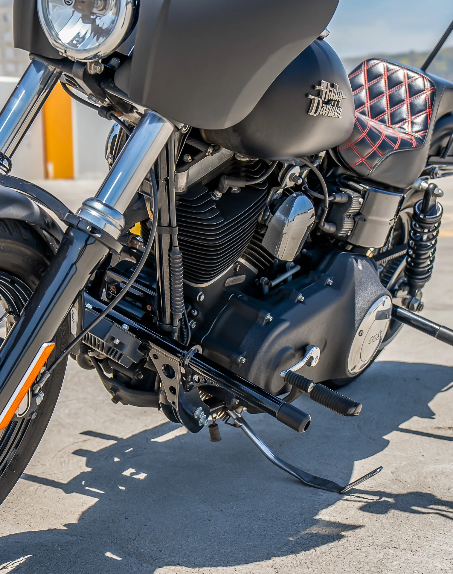 Viking Grimsteel Crash Bar/ Engine Guard for Harley Dyna Switchback FLD Gloss Black - Image 7