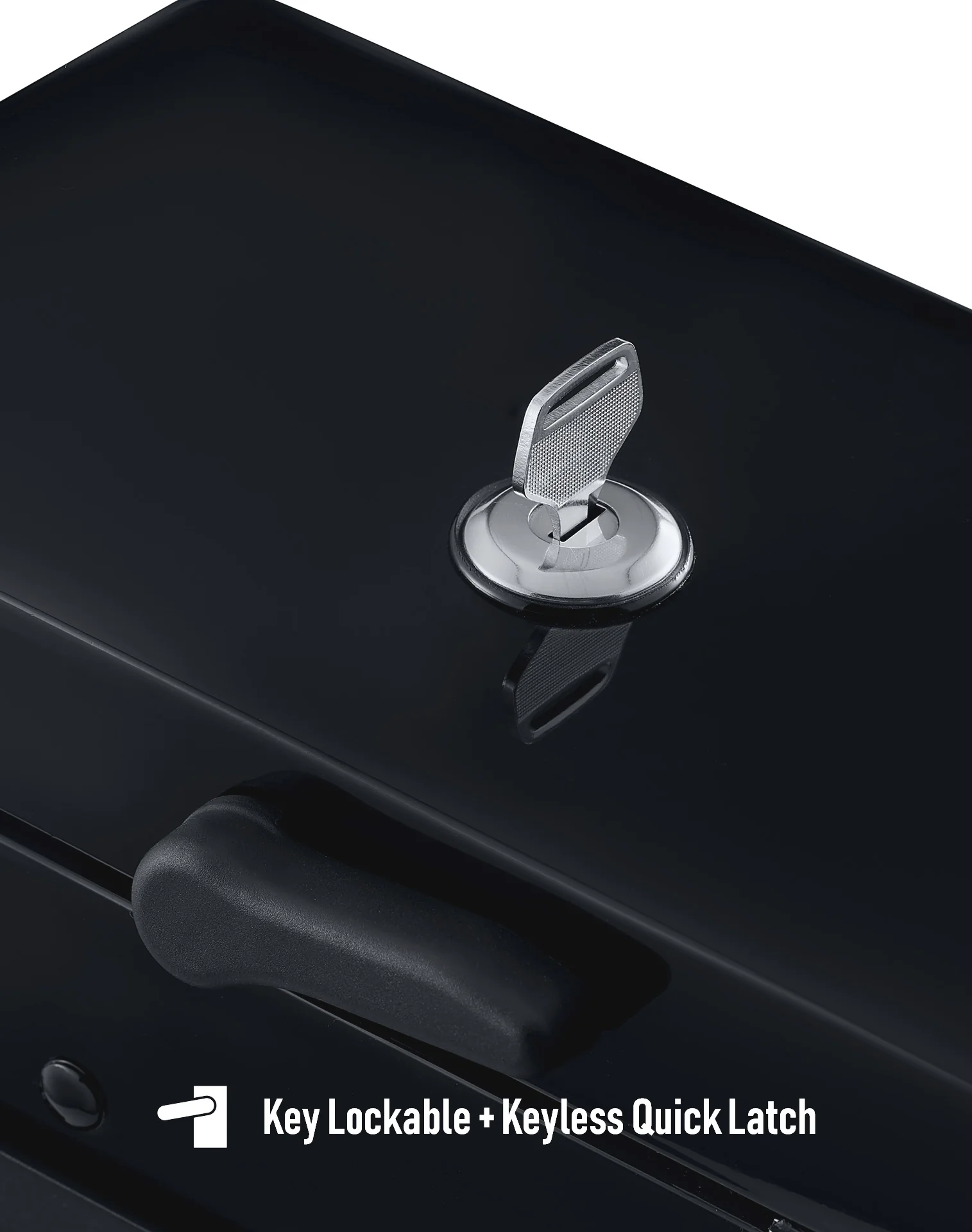 30L - Outlaw Quick Mount Medium Harley Softail Fat Bob FXFB/S Painted Hard Saddlebags - Image 9