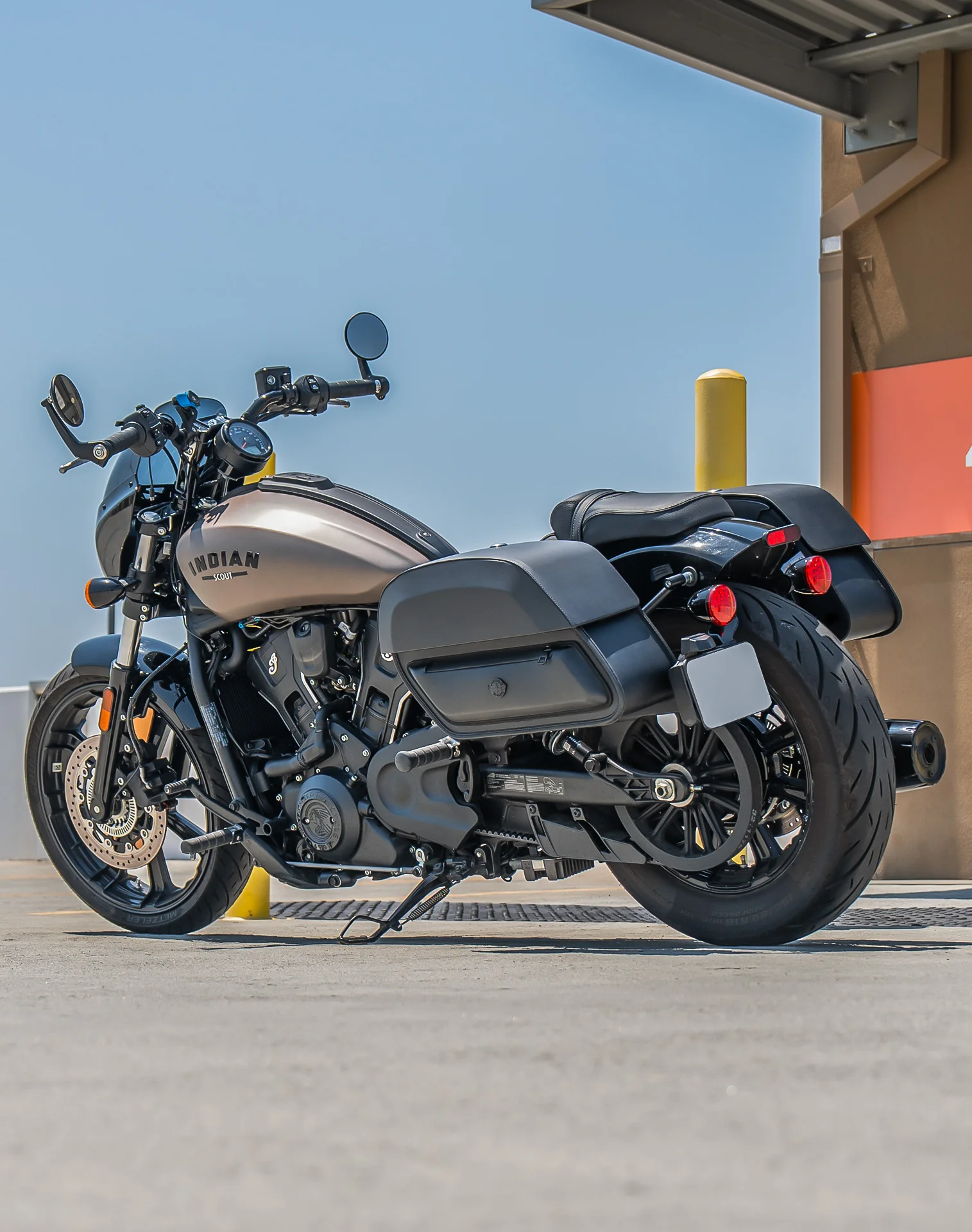 28L - Pantheon Quick-Mount Medium 2025+ Indian Scout Bobber Motorcycle Saddlebags - Image 3