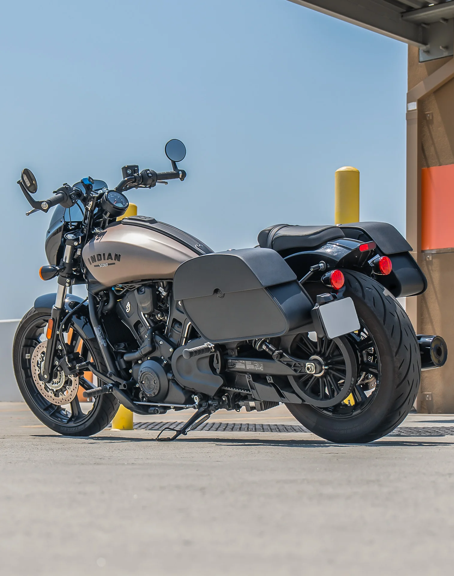 28L - Panzer Quick-Mount Medium 2025+ Indian Scout Bobber Motorcycle Saddlebags - Image 3