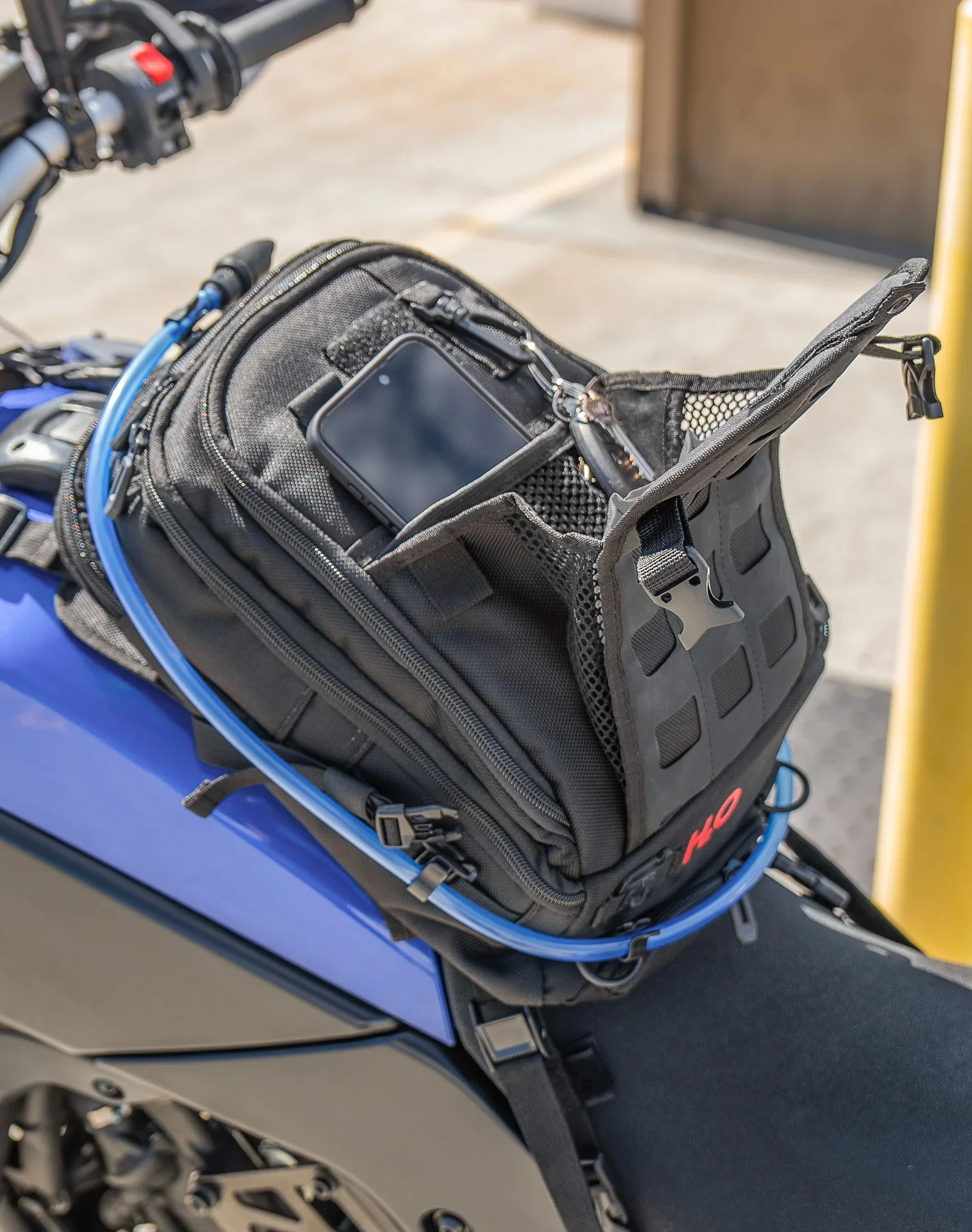 7L - Apex Yamaha ADV Touring Tank Bag with Hydration Pack - Image 6