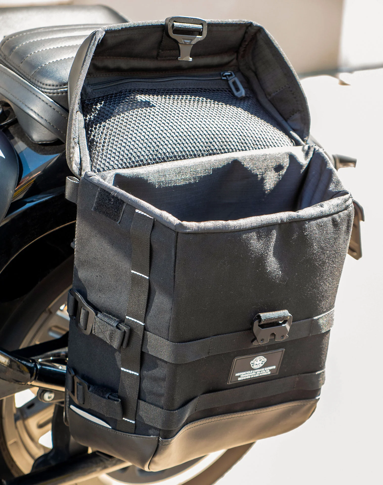 15L - Incognito Quick Mount Medium Solo Motorcycle Saddlebag (Left Only) for Harley Sportster 883 Iron XL883N - Image 5