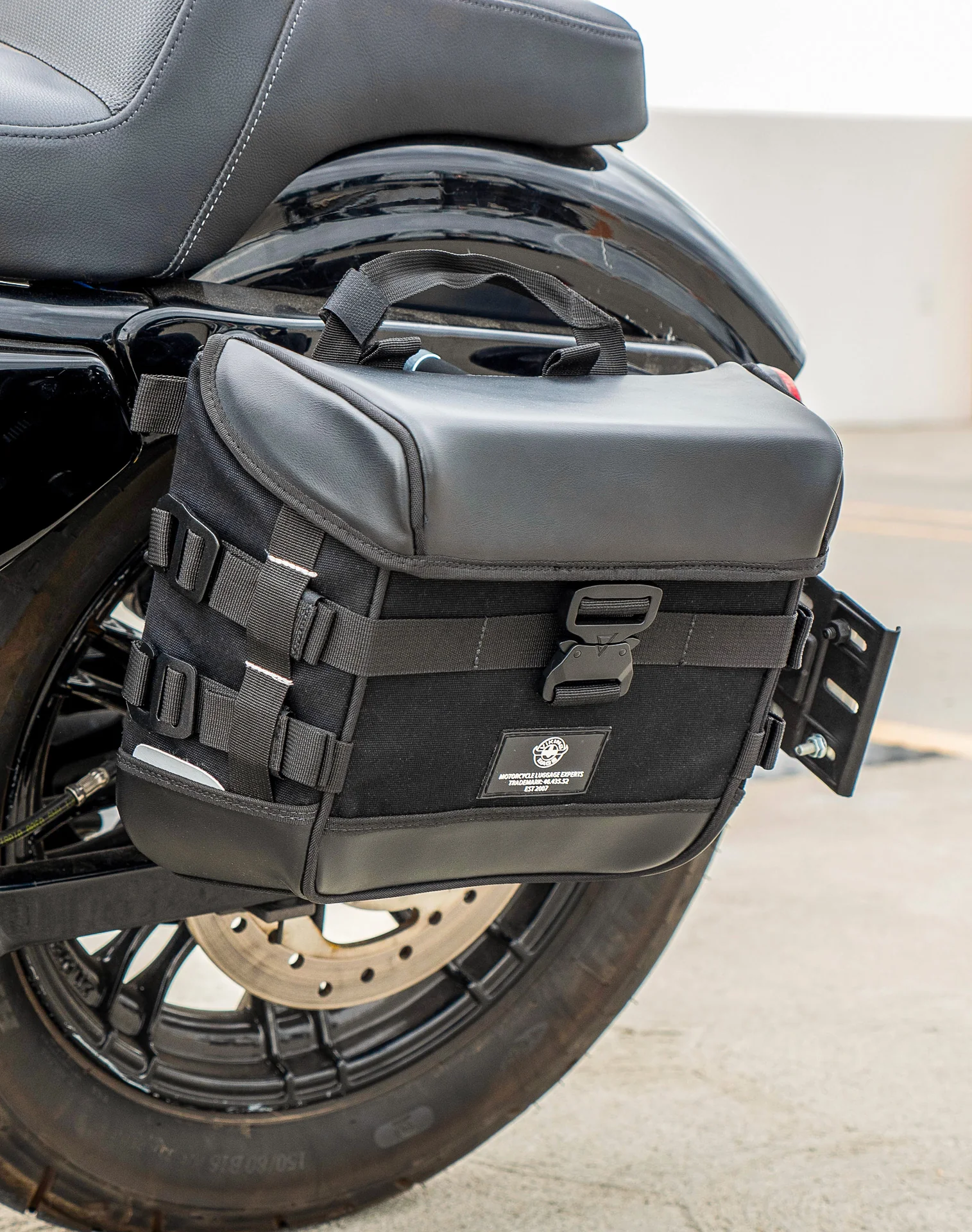 10L - Incognito Quick Mount Small Solo Motorcycle Saddlebag (Left Only) for Harley Sportster Forty Eight XL1200X/XL1200XS - Image 5