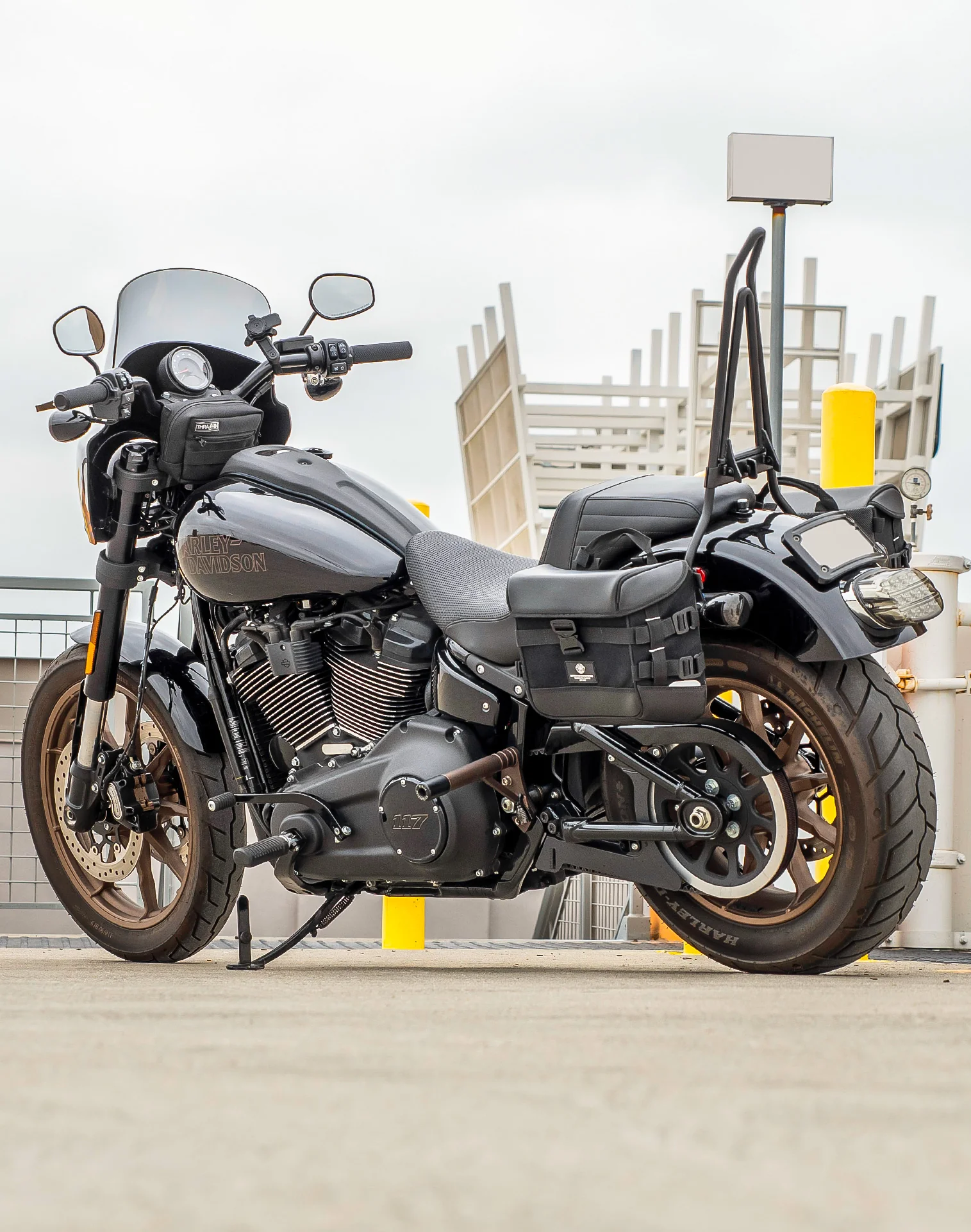 10L - Incognito Quick Mount Small Solo Motorcycle Saddlebag (Left Only) for Harley Softail Low Rider S FXLRS - Image 3