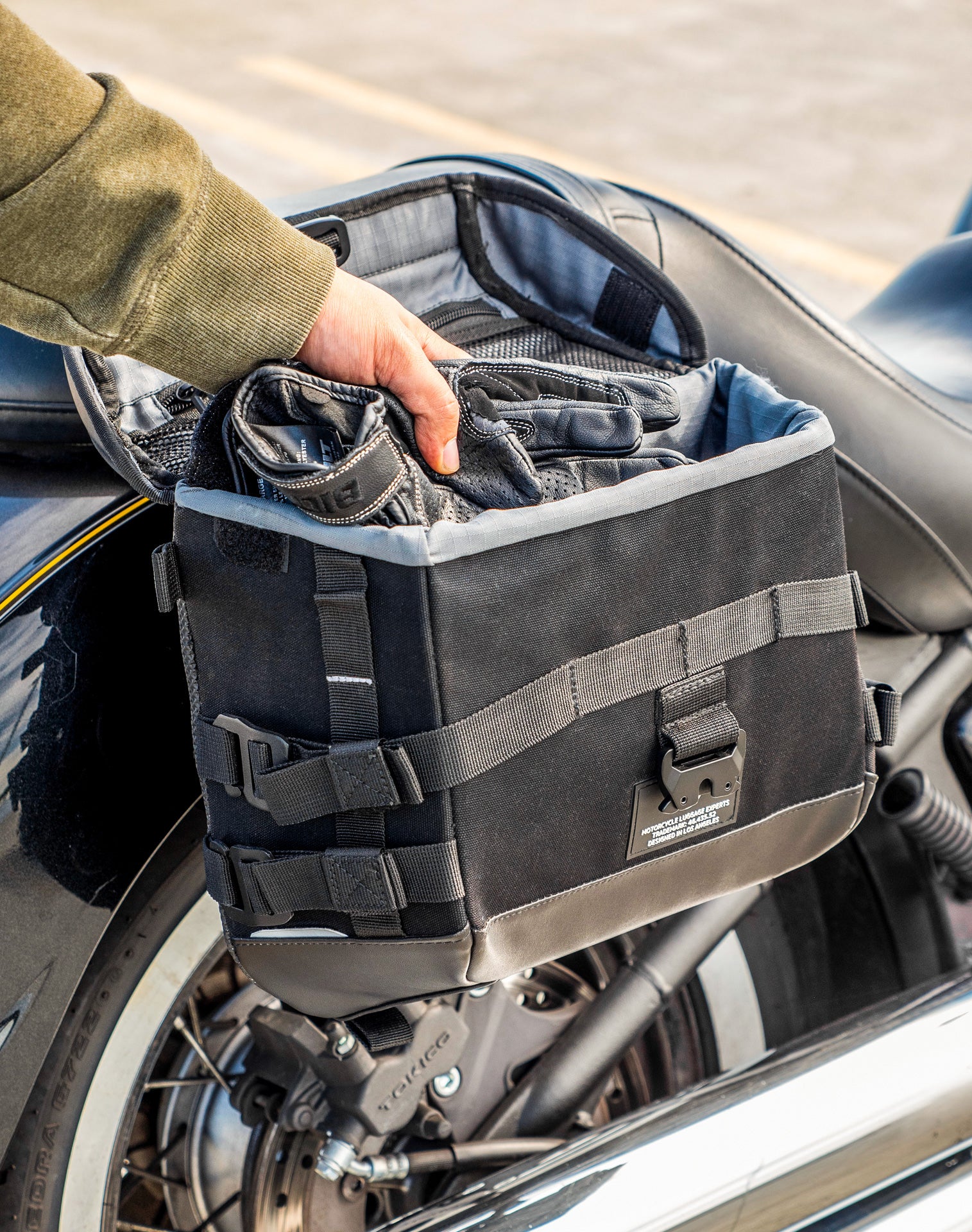 10L - Incognito Quick Mount Small Solo Saddlebag (Right Only) for Harley Dyna Low Rider S FXDLS - Image 6