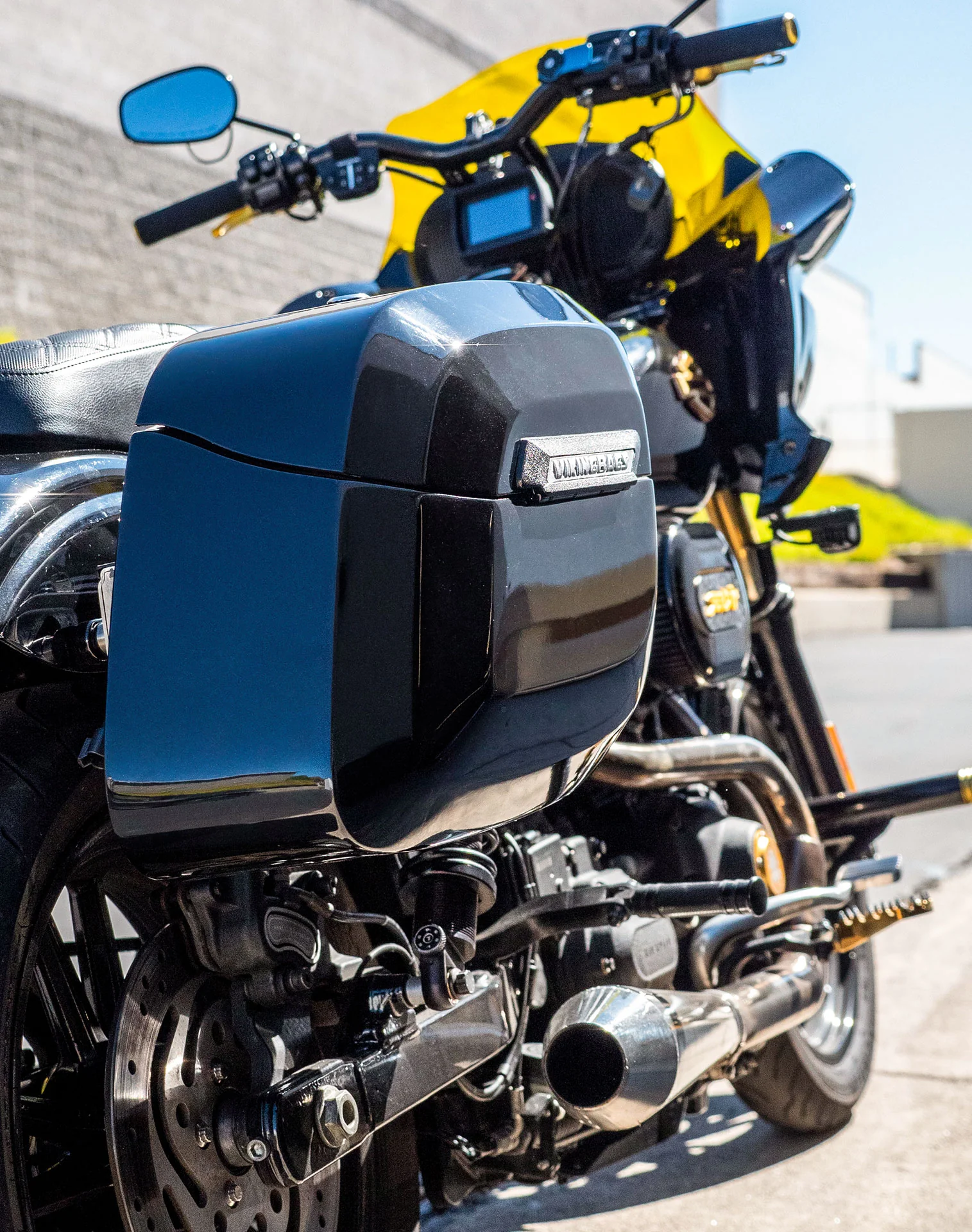 36L - Lamellar Raven Extra Large Shock Cut-out Painted Hard Saddlebags for Harley Dyna Street Bob FXDB/I - Image 4