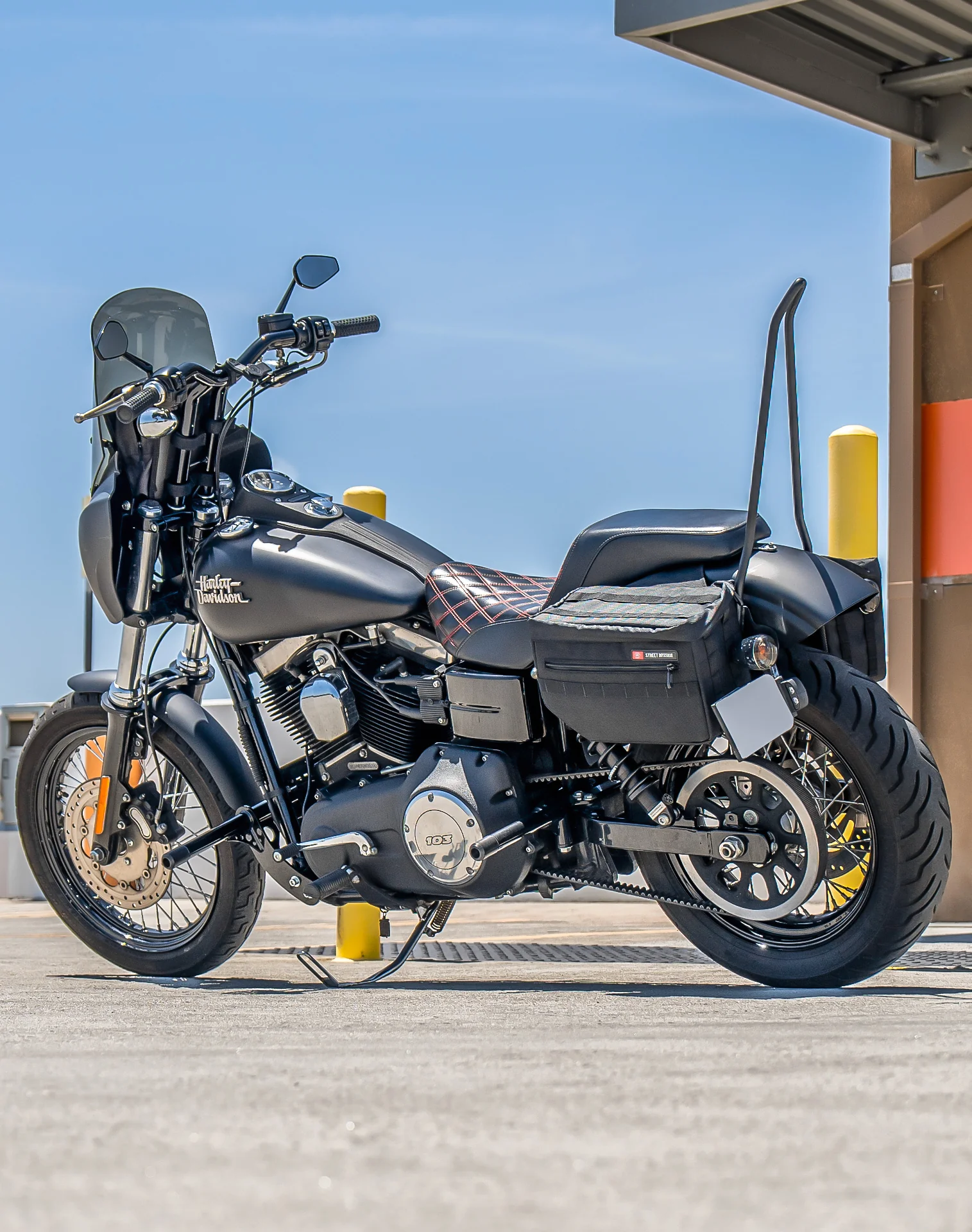 18L - Patriot Medium Motorcycle Throw Over Saddlebags for Harley Dyna Street Bob FXDB - Image 3