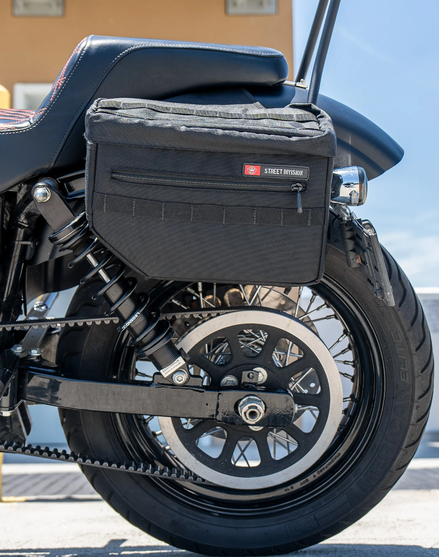18L - Patriot Medium Motorcycle Throw Over Saddlebags for Harley Dyna Street Bob FXDB - Image 4