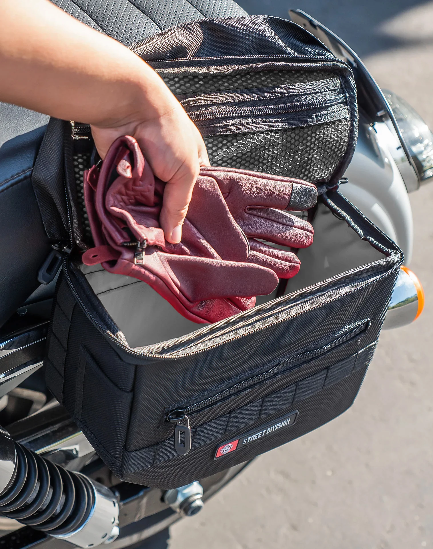 10L - Patriot Small Throw Over Saddlebags for Harley Dyna Low Rider FXDL/I - Image 6