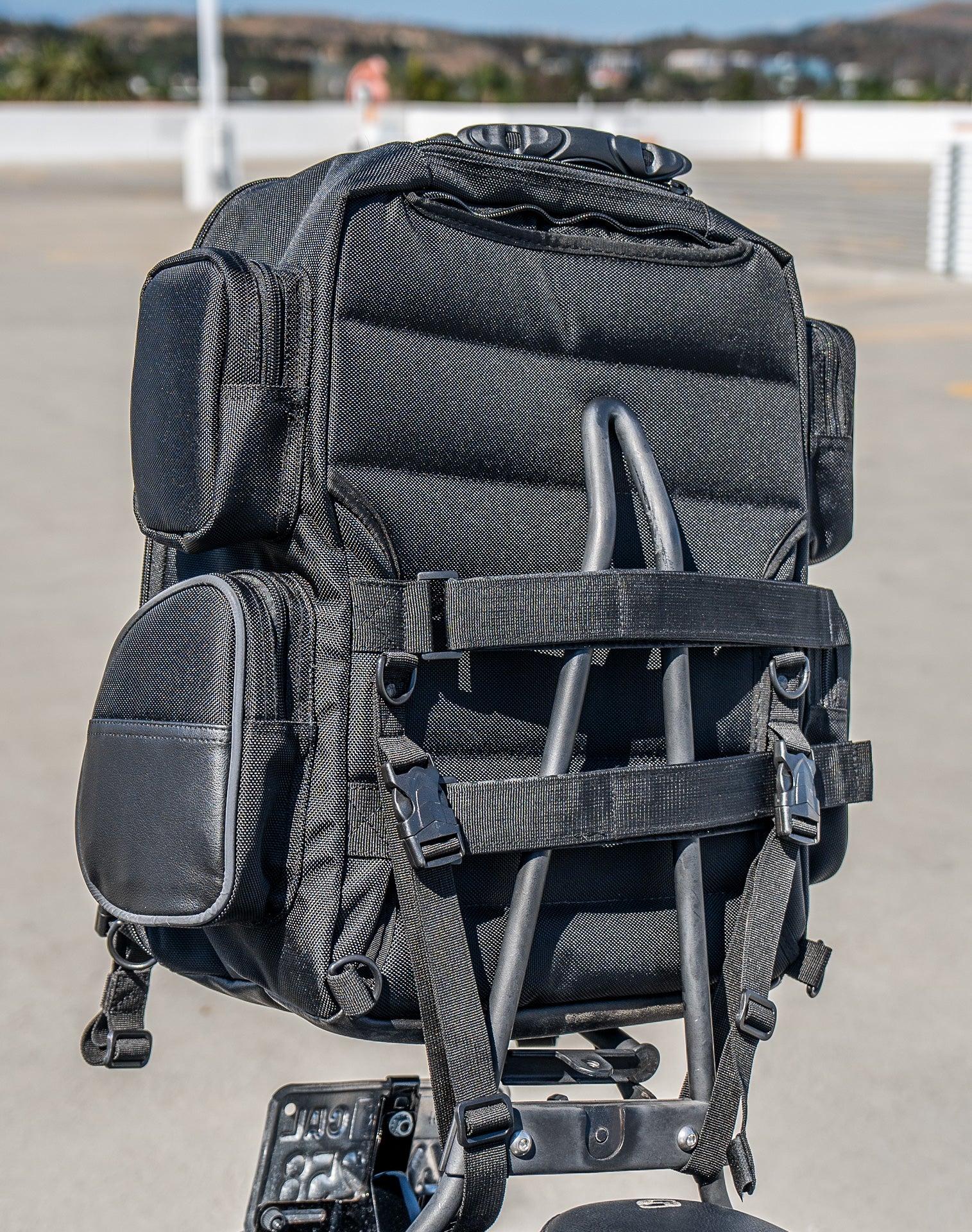 30L - Voyage Large Kawasaki Motorcycle Tail Bag - Image 6